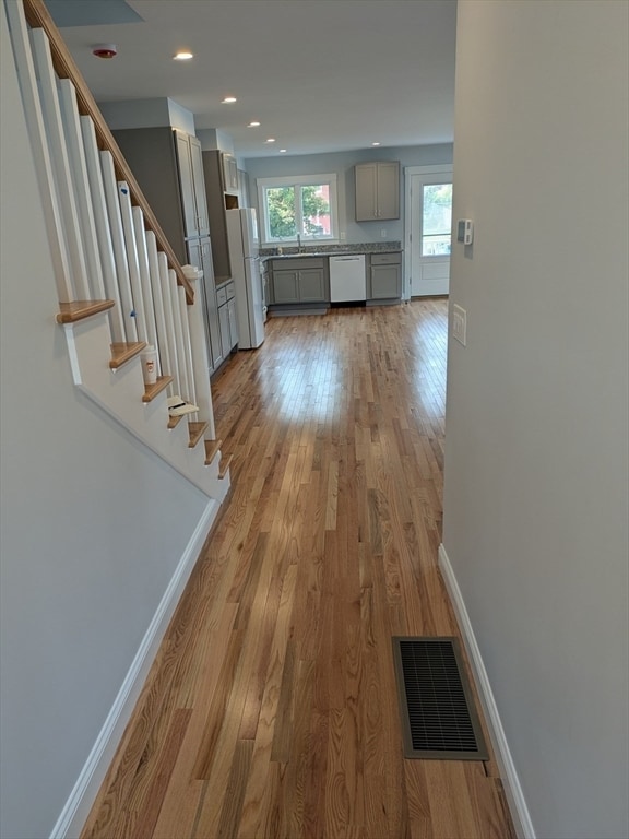 Building Photo - 27 Orange St