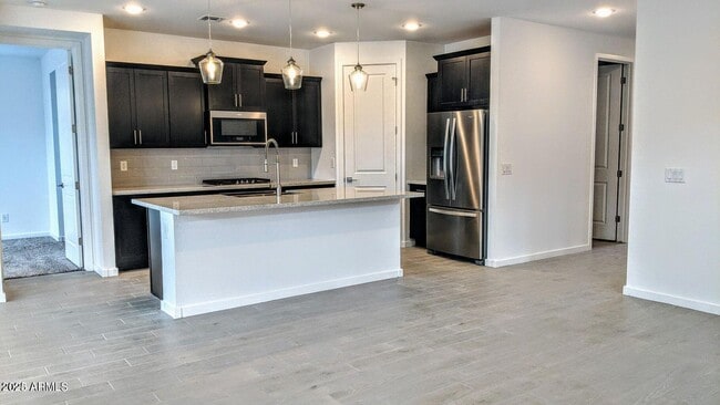 Building Photo - 22495 E Rosa Rd