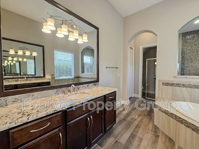 Building Photo - 15 Sandpiper Ln