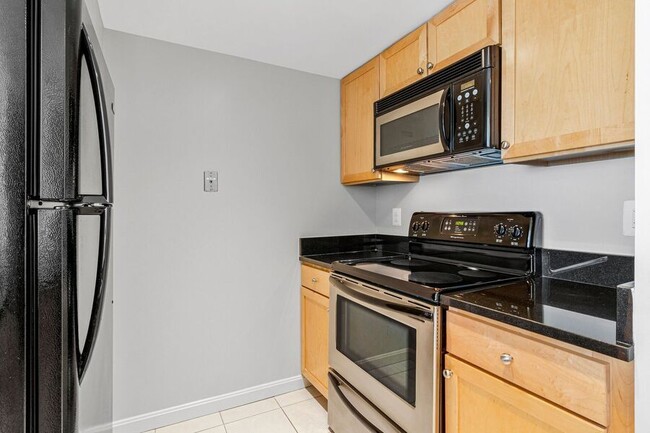 Building Photo - 1225 13th St NW