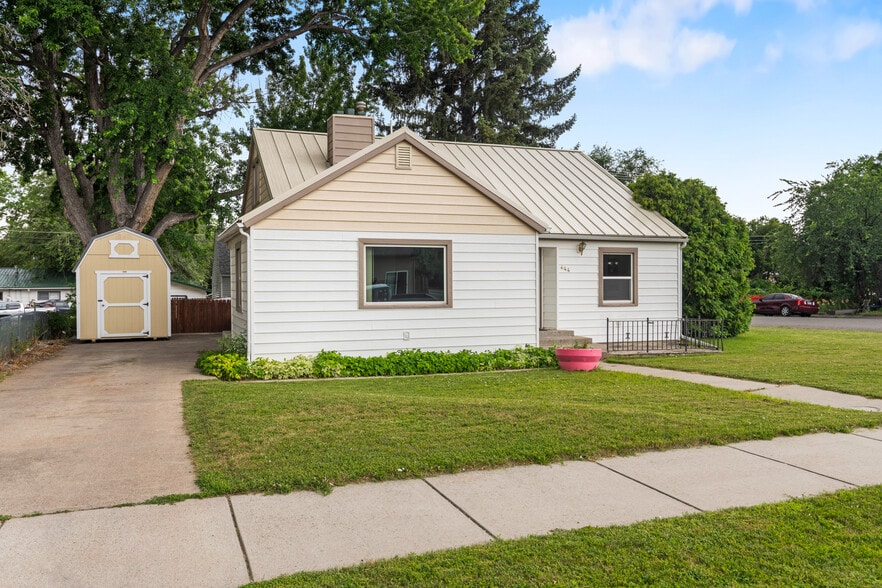 Building Photo - 644 Avenue F