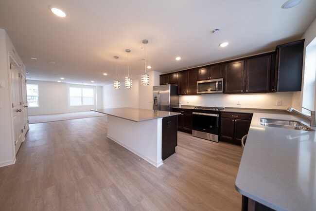 Building Photo - 5885 156th St W