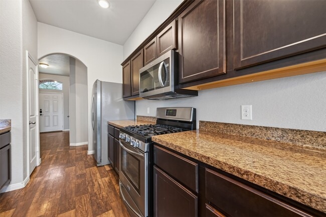 Building Photo - 5234 Jasmine Valley Ct