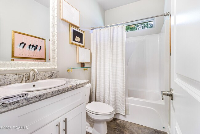 Building Photo - 500 Bateleur Way