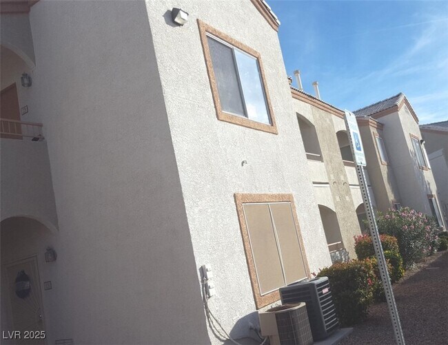 Building Photo - 4655 Gold Dust Ave