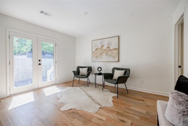 Building Photo - 3154 N Druid Hills Rd