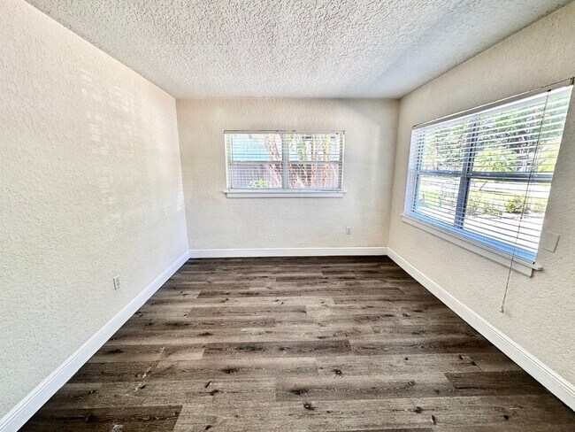 Building Photo - 2510 Boyd Ave