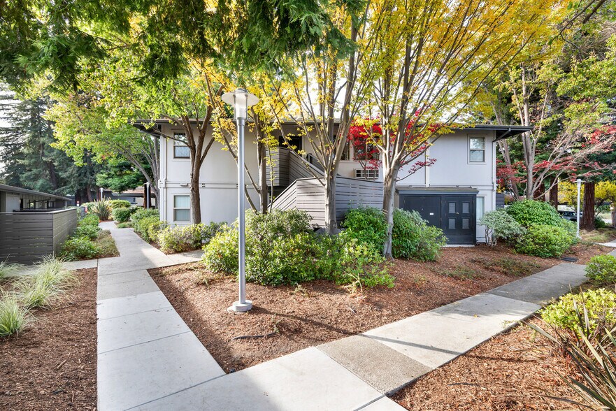 Building Photo - 111 N Rengstorff Ave