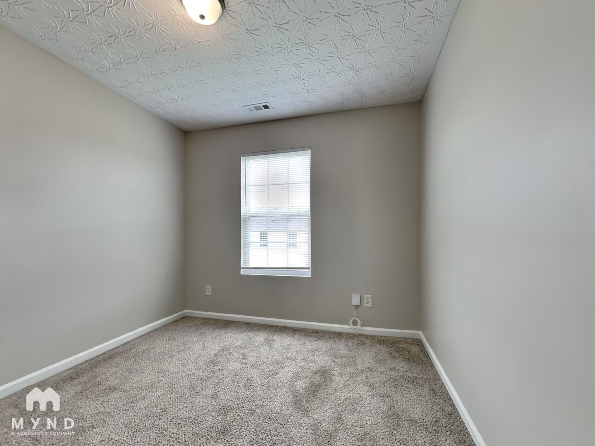 Building Photo - 2330 Marlin Dr