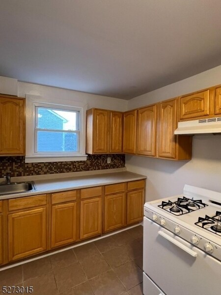 Building Photo - 166 Lafayette St