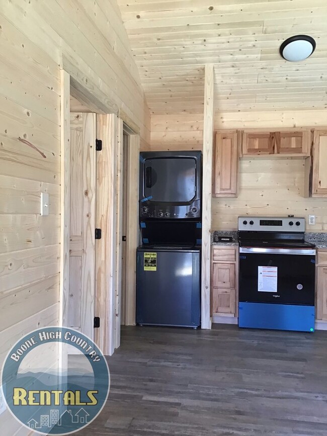 Building Photo - Beautiful 1bd Cabin In Trade, Tennessee