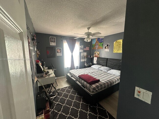 Building Photo - 3697 Miramontes Cir