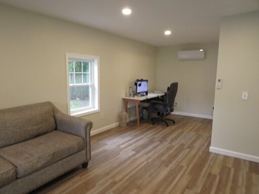 Building Photo - 46 Kenney St