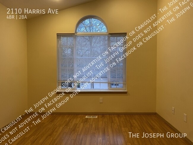 Building Photo - 2110 Harris Ave