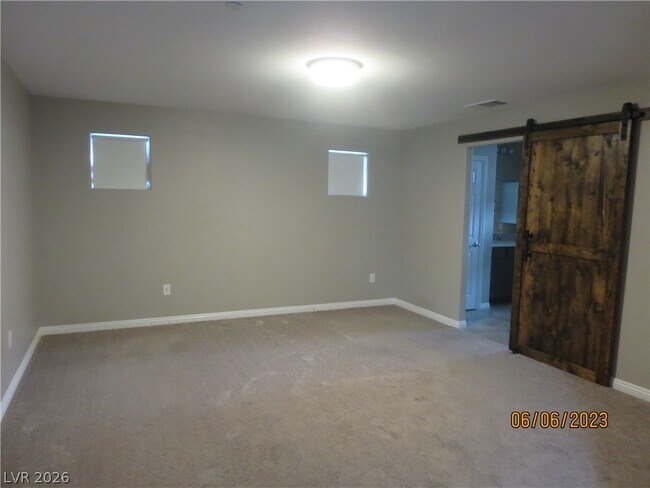 Building Photo - 1012 Huckburn Ave