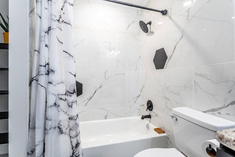 Building Photo - 1414 E Harding St