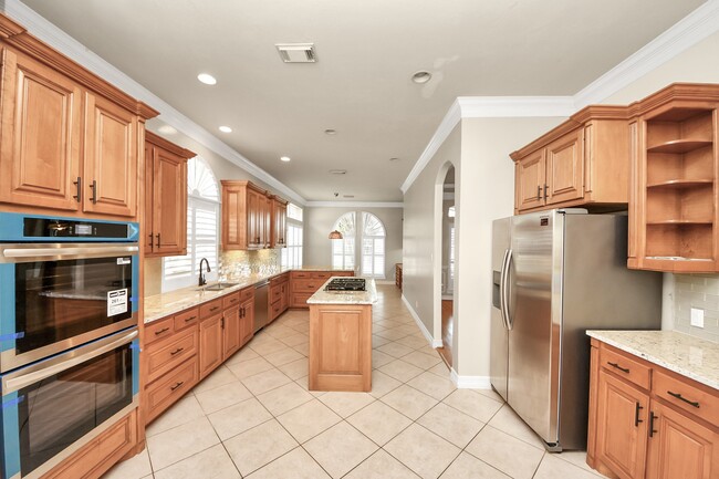 Building Photo - 13614 Ashley Run
