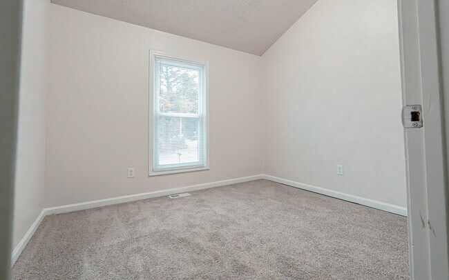 Building Photo - 1195 Kibbe Cir NW