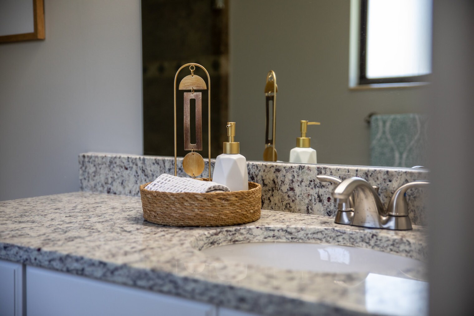 Building Photo - 2196 Karalee Way