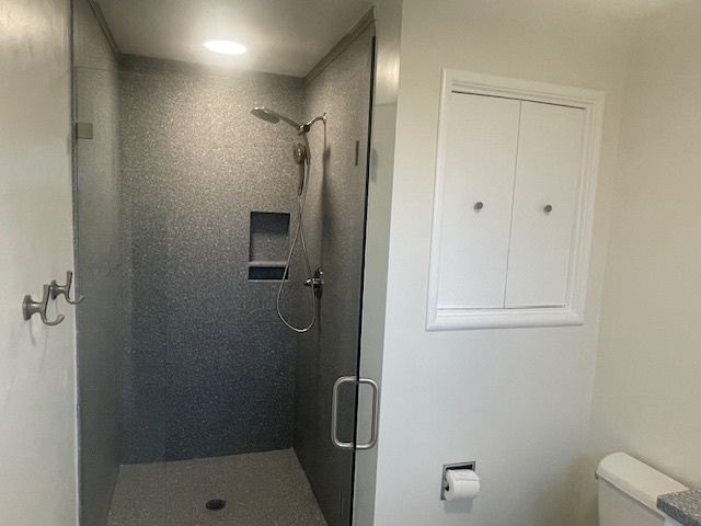 Master Bathroom - 1037 Monte Verde Dr