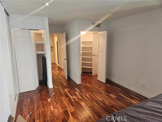 Building Photo - 8530 Holloway Dr