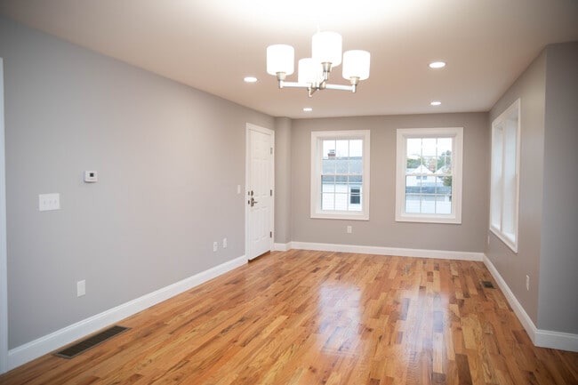 Living Room - 37 Manhattan St