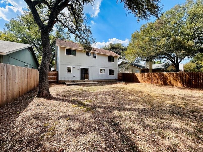 Building Photo - 7613 Navarro Pl
