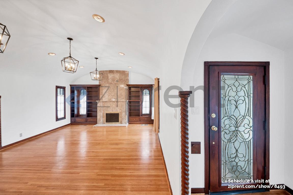 Building Photo - 603 S Mansfield Ave