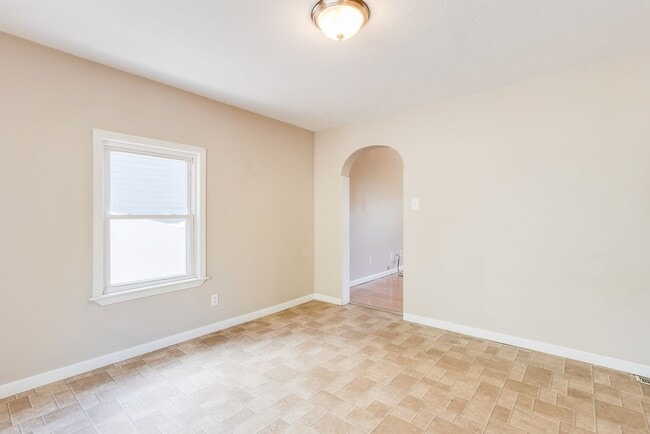 Building Photo - 224 Seward St