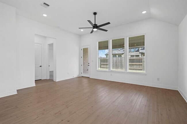 Building Photo - 25330 Balvaird Dr