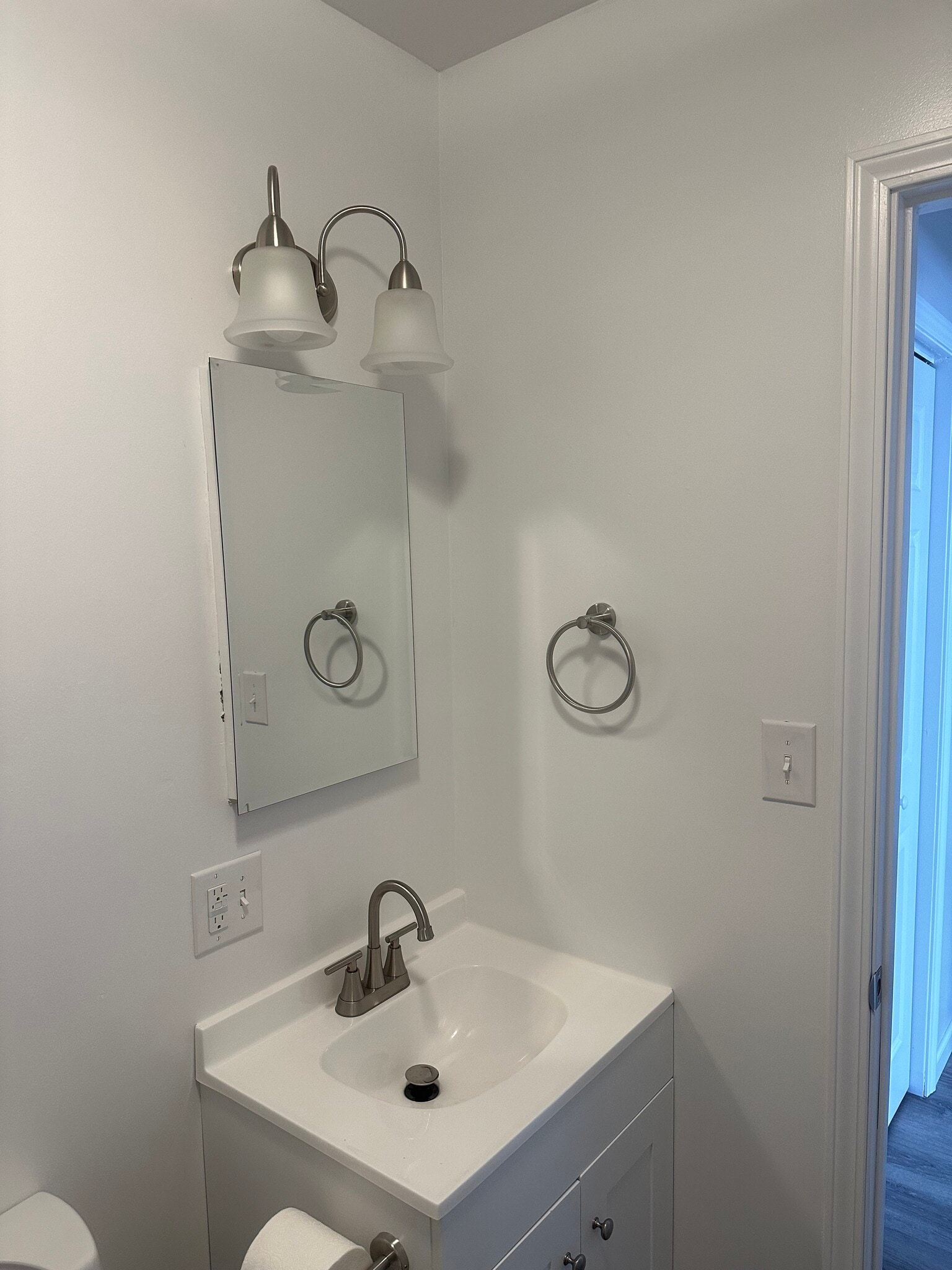 Building Photo - 84 S 1st St