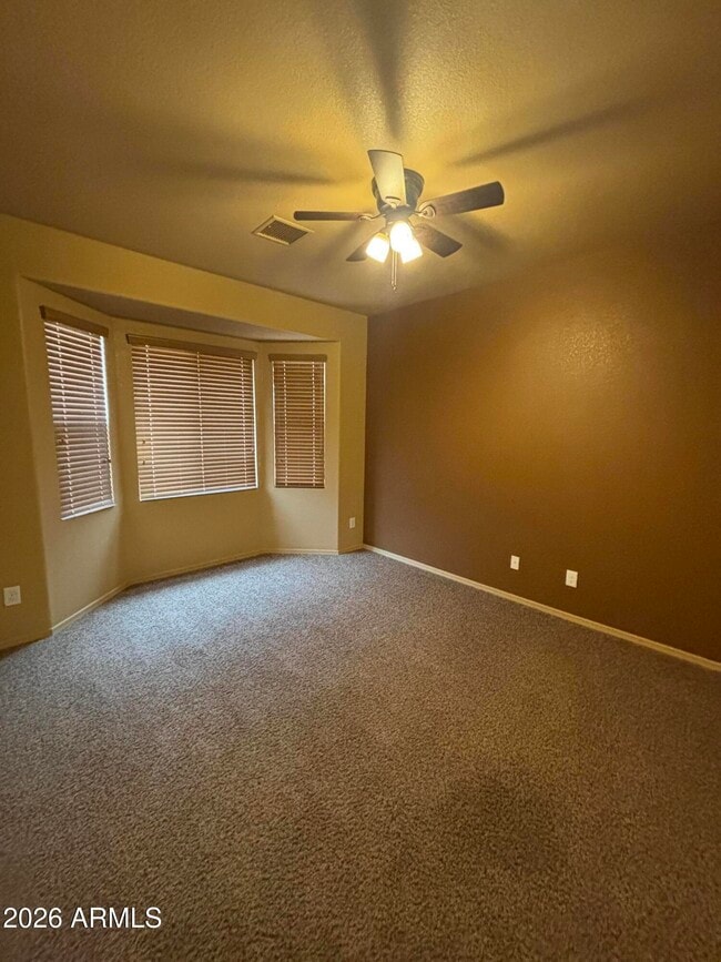 Building Photo - 5558 Wilder Dr