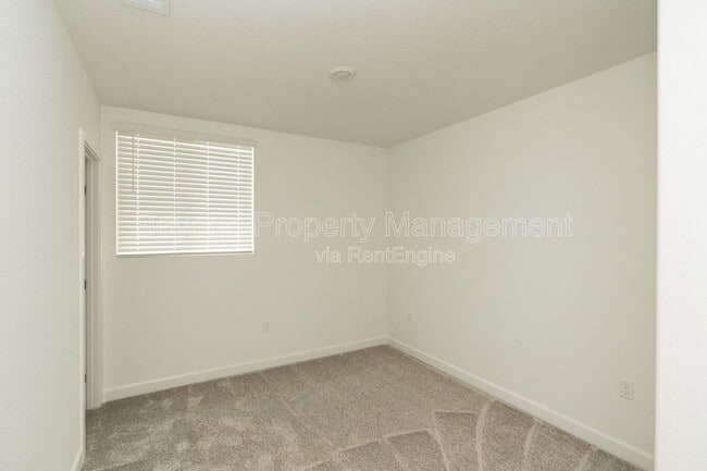 Building Photo - 2126 Senita Dr