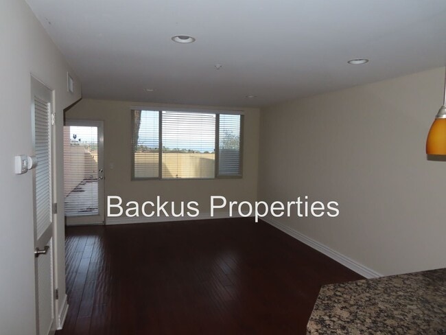 Building Photo - Wonderful Views of the Bay - Mar Vista Dr....