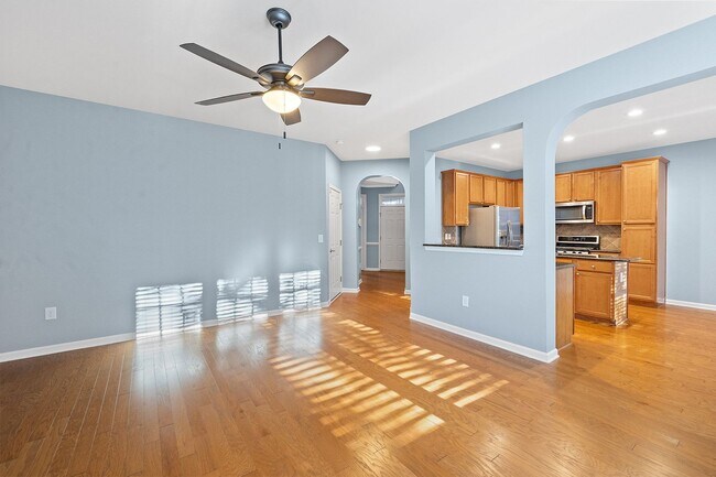 Building Photo - 3 Bed 2.5 Bath Home located in Heritage Hills, Wake Forest