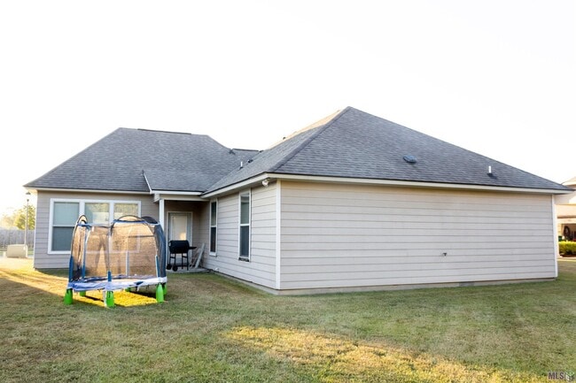 Building Photo - 7132 Marshall Bond Dr