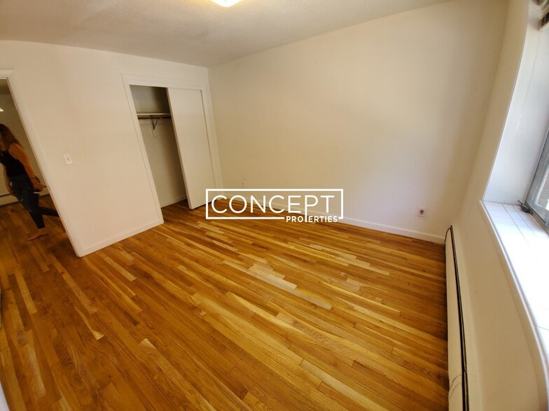 Building Photo - 50 Evergreen St