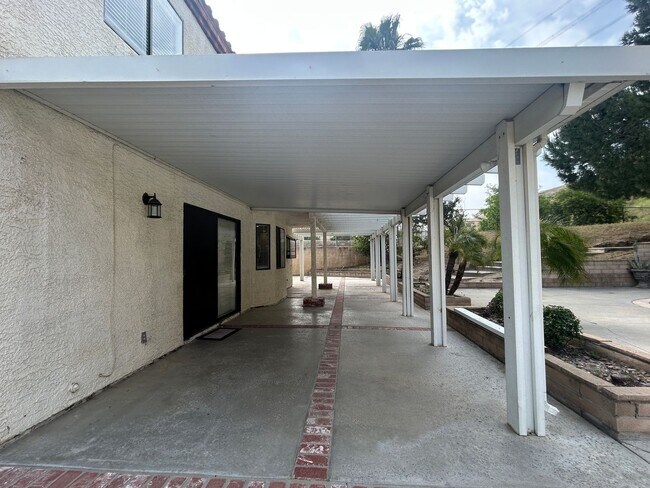 Building Photo - 3068 Prado Ln