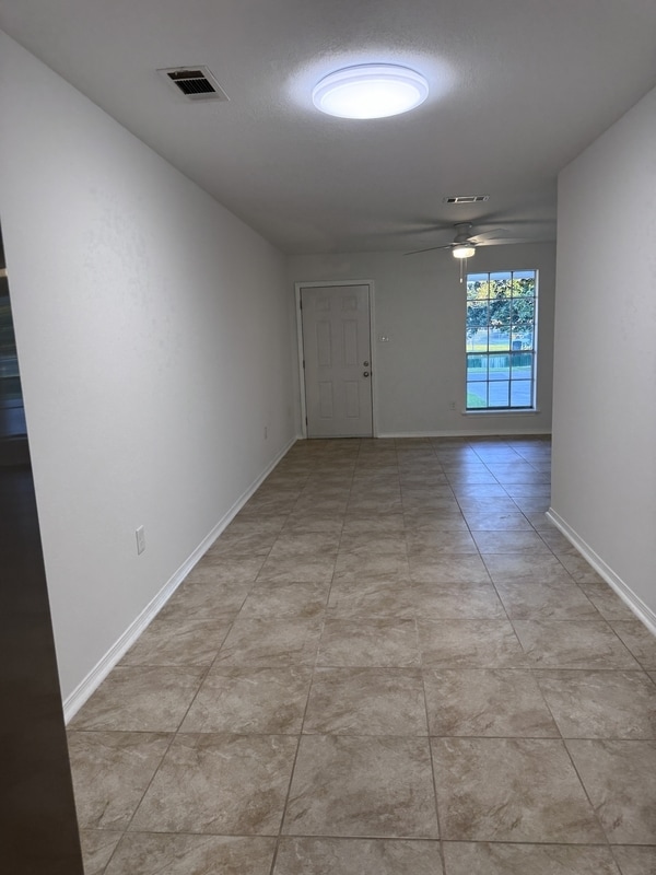 Building Photo - 2116 Stander Pl