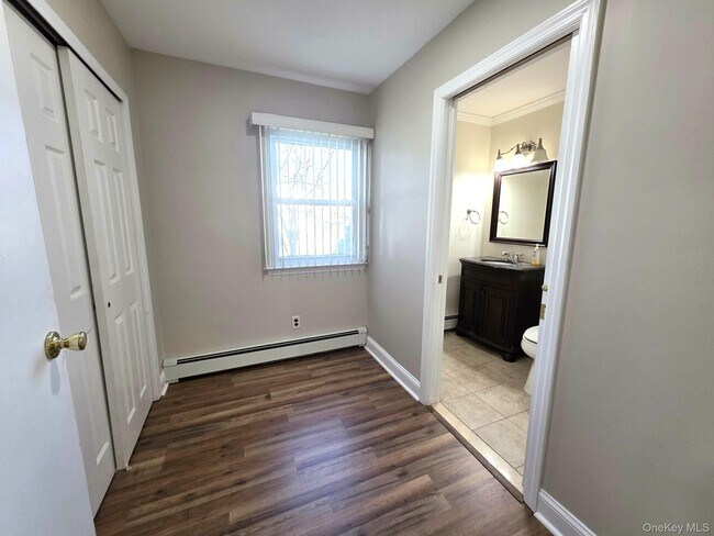 Building Photo - 308 Browns Rd