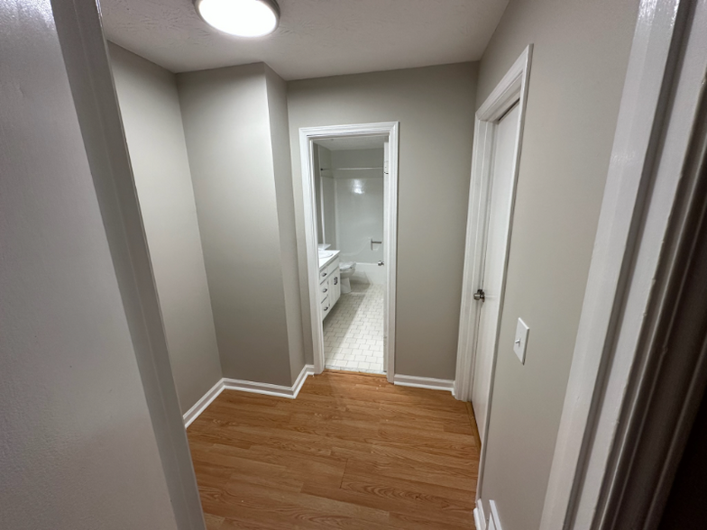 Building Photo - 5012 Top Cat Ct