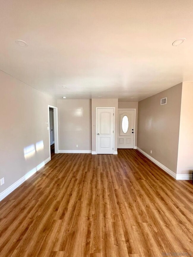 Building Photo - Single Story Home in San Diego!