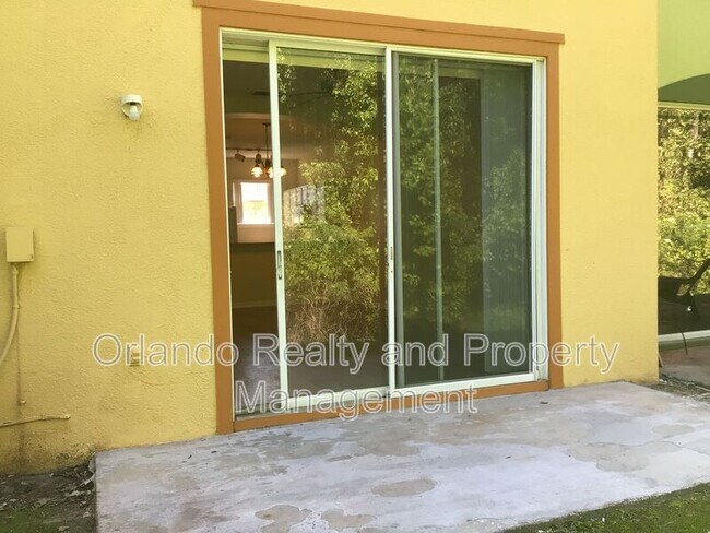 Building Photo - 264 Monroe Cir