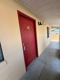 Building Photo - 403 Hayden Rd