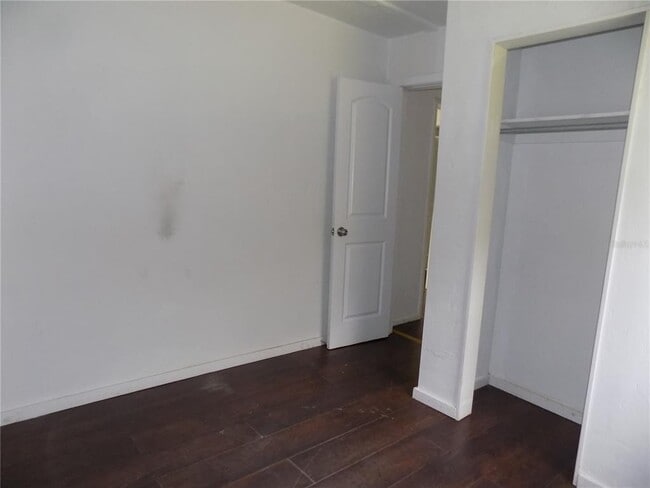 Building Photo - 2405 NE 70th Terrace