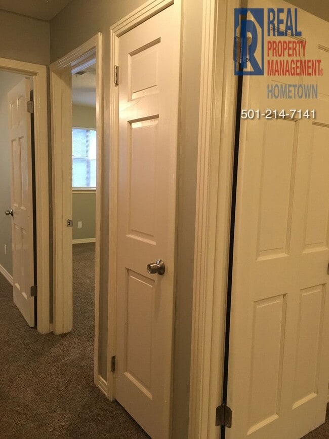 Building Photo - 2309 Ridge Park Dr