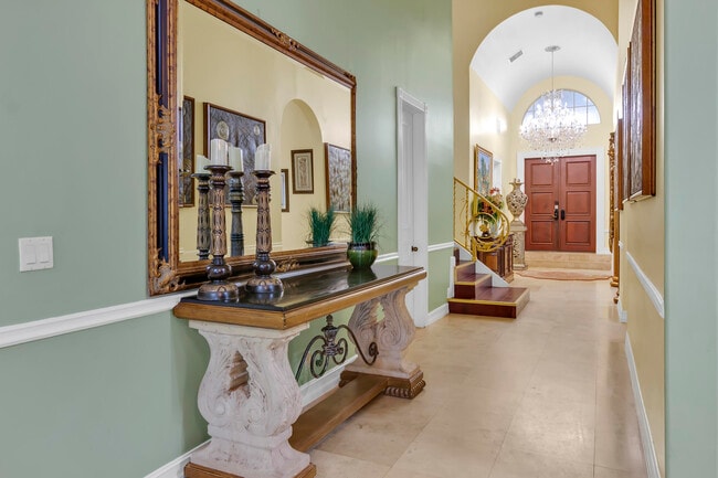 Building Photo - 12121 70th Pl N