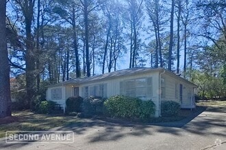 Building Photo - 817 Martinwood Ln