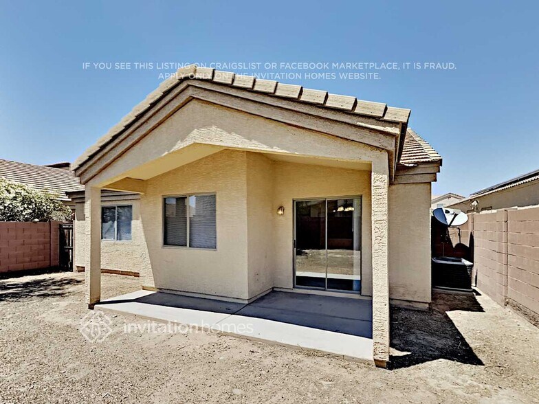 Building Photo - 3319 W Sunland Ave