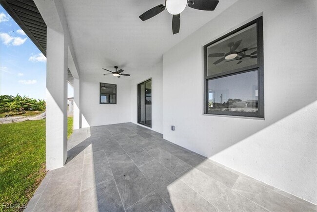 Building Photo - 1024 Halby Ave S